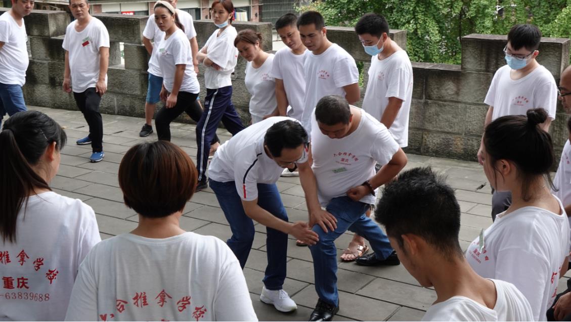祝賀太極拳申遺成功！看太極在重慶六合學校如何傳承！