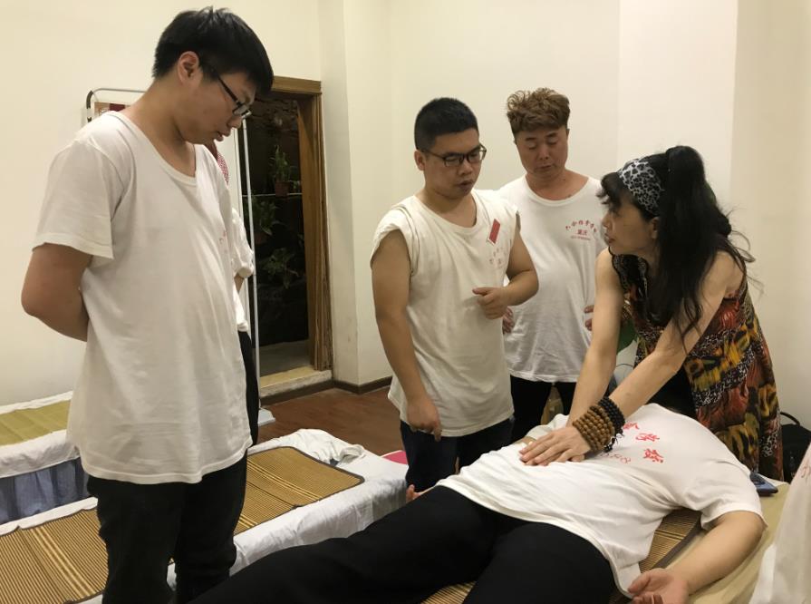 推拿按摩就是緩解疲勞？那是你不了解中醫(yī)推拿