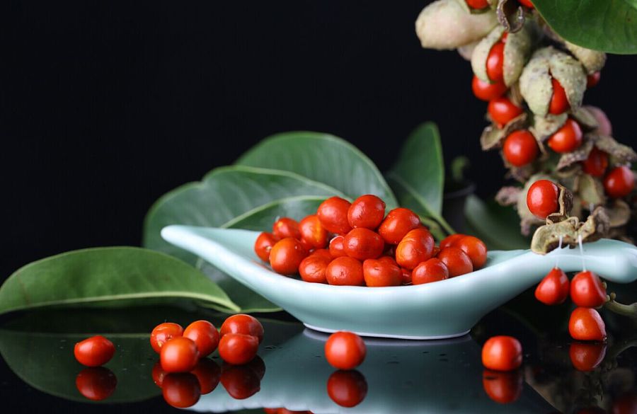 桃膠紅豆薏米可以一起煮嗎？